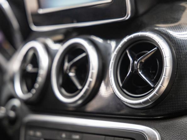 Mercedes-Benz CLA I (C117 X117) с пробегом 2015 года, цена 1 788 000 рублей, 114294 км, седан, Автокод Объявления