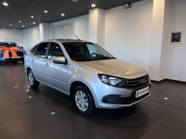 Lada (ВАЗ) Granta I Рестайлинг с пробегом 2023 года, цена 954 000 рублей, 36693 км, лифтбек, Автокод Объявления