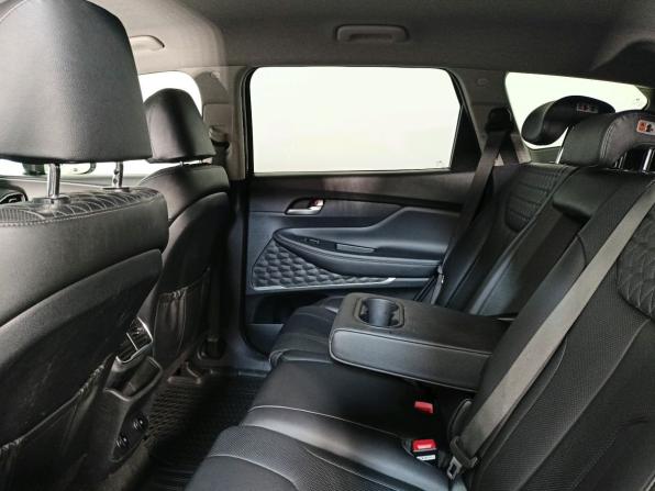 Hyundai Santa Fe IV с пробегом 2018 года, цена 2 399 000 рублей, 192000 км, внедорожник, Автокод Объявления
