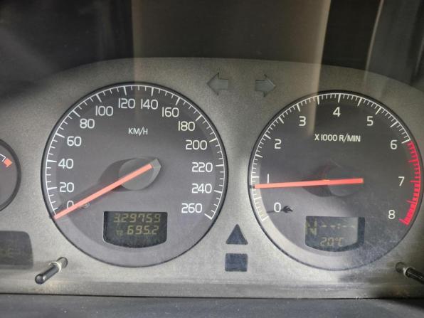 Volvo XC70 I с пробегом 2001 года, цена 535 000 рублей, 329759 км, универсал, Автокод Объявления