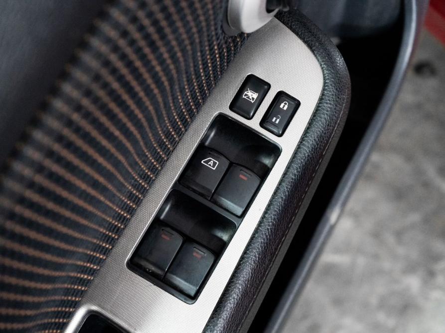 Nissan Tiida I Иркутск  - изображение 17