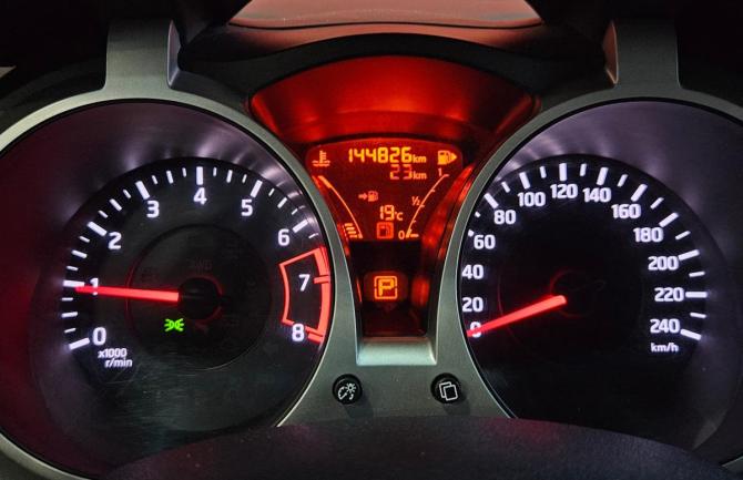 Nissan Juke I с пробегом 2013 года, цена 1 049 000 рублей, 144357 км, внедорожник, Автокод Объявления