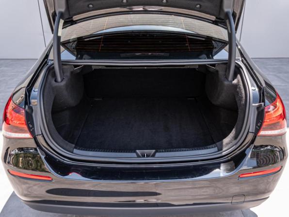Mercedes-Benz A-Класс IV (W177) с пробегом 2019 года, цена 2 125 000 рублей, 98464 км, седан, Автокод Объявления
