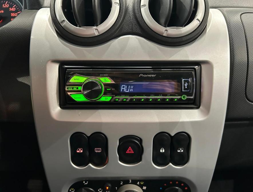 Renault Sandero I Санкт-Петербург  - изображение 13