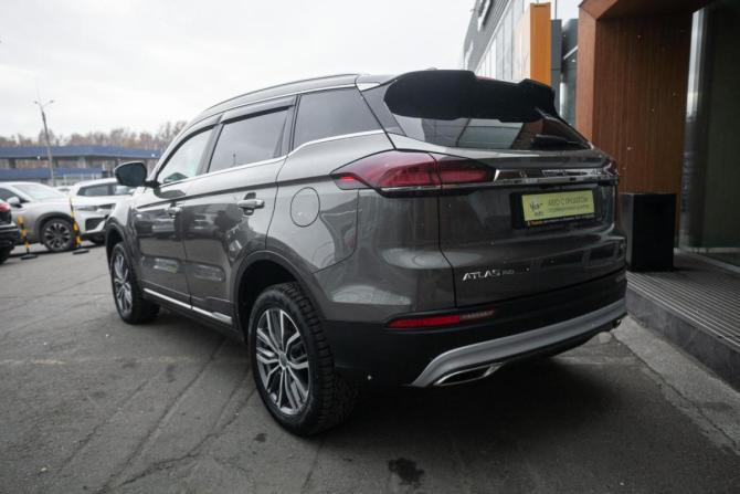 Geely Atlas Pro с пробегом 2023 года, цена 1 965 000 рублей, 72000 км, внедорожник, Автокод Объявления