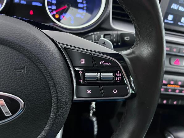 Kia Ceed III с пробегом 2018 года, цена 1 697 000 рублей, 98362 км, хэтчбек, Автокод Объявления