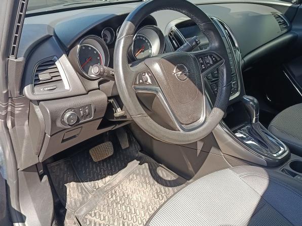 Opel Astra J с пробегом 2010 года, цена 749 000 рублей, 95675 км, хэтчбек, Автокод Объявления