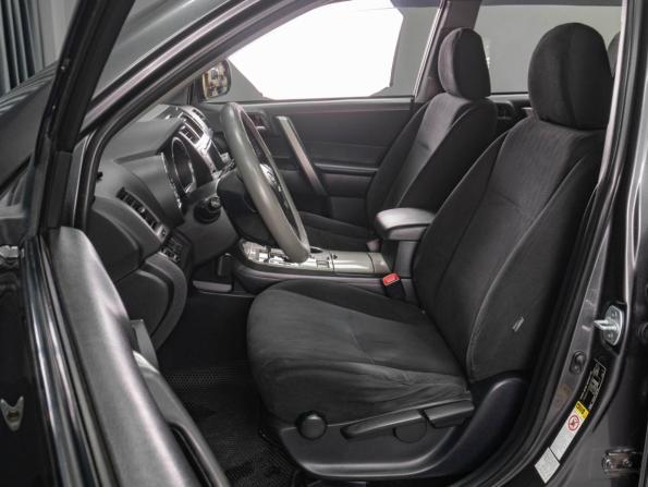 Toyota Highlander II (XU40) Рестайлинг с пробегом 2012 года, цена 2 139 000 рублей, 282094 км, внедорожник, Автокод Объявления