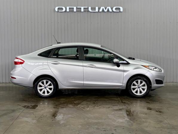 Ford Fiesta Mk6 Рестайлинг с пробегом 2018 года, цена 677 000 рублей, 217620 км, седан, Автокод Объявления