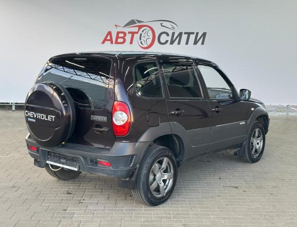 Chevrolet Niva I Рестайлинг с пробегом 2015 года, цена 620 000 рублей, 151369 км, внедорожник, Автокод Объявления
