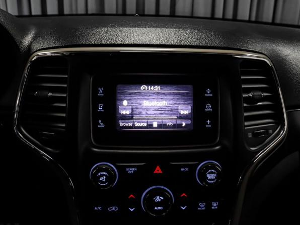 Jeep Grand Cherokee IV (WK2) Рестайлинг с пробегом 2013 года, цена 2 099 000 рублей, 72045 км, внедорожник, Автокод Объявления