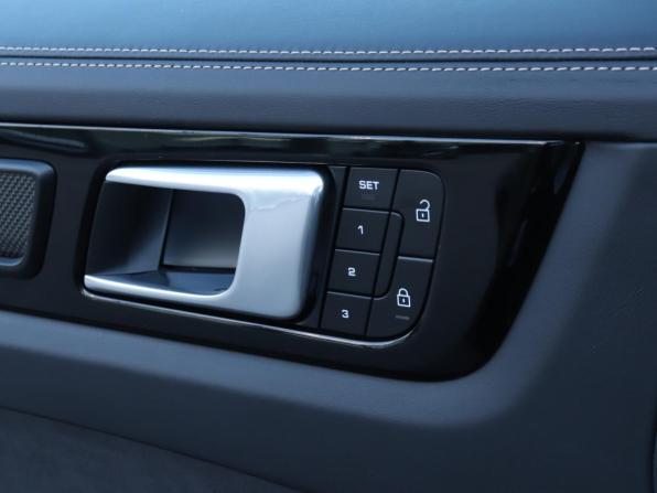 Porsche Cayenne III с пробегом 2021 года, цена 16 000 000 рублей, 34975 км, внедорожник, Автокод Объявления
