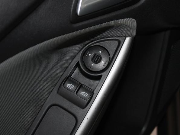 Ford Focus III с пробегом 2012 года, цена 909 900 рублей, 181474 км, универсал, Автокод Объявления