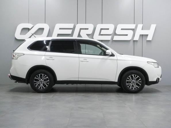 Mitsubishi Outlander III Рестайлинг с пробегом 2014 года, цена 1 449 000 рублей, 181979 км, внедорожник, Автокод Объявления