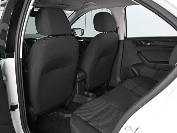 Volkswagen Polo VI с пробегом 2022 года, цена 1 777 000 рублей, 34547 км, лифтбек, Автокод Объявления