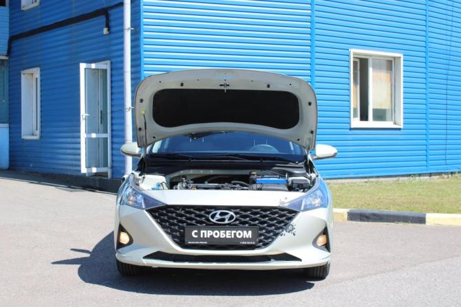 Hyundai Solaris II Рестайлинг с пробегом 2020 года, цена 1 399 000 рублей, 98000 км, седан, Автокод Объявления