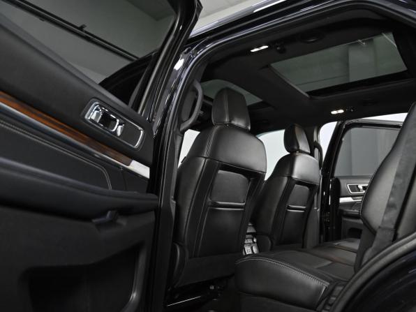 Ford Explorer V Рестайлинг с пробегом 2018 года, цена 2 299 000 рублей, 158000 км, внедорожник, Автокод Объявления