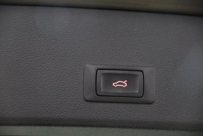 Audi A6 allroad III (C7) с пробегом 2013 года, цена 2 295 170 рублей, 159138 км, универсал, Автокод Объявления