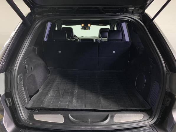 Jeep Grand Cherokee IV (WK2) Рестайлинг с пробегом 2013 года, цена 1 490 000 рублей, 318464 км, внедорожник, Автокод Объявления