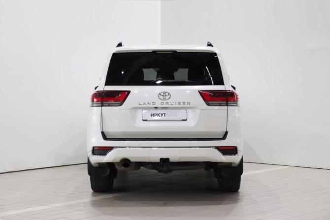 Toyota Land Cruiser 300 Series с пробегом 2021 года, цена 9 885 000 рублей, 82459 км, внедорожник, Автокод Объявления
