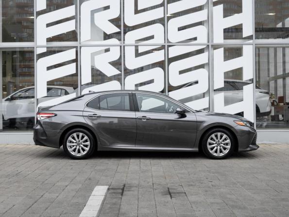 Toyota Camry VIII (XV70) с пробегом 2019 года, цена 2 590 000 рублей, 91576 км, седан, Автокод Объявления