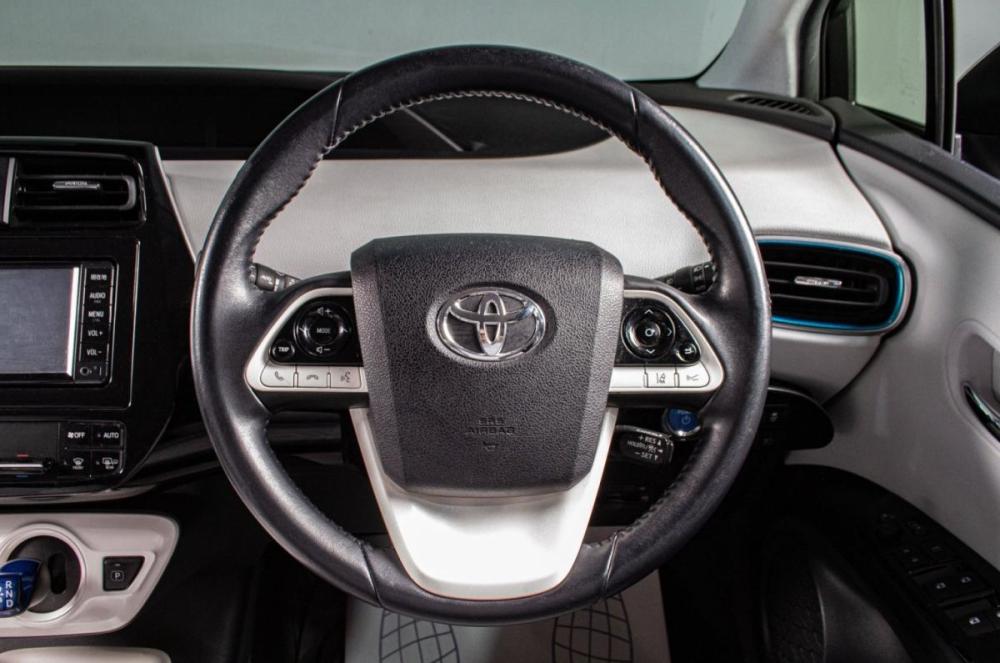 Toyota Prius IV (XW50) Сургут  - изображение 11