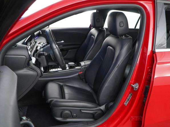 Mercedes-Benz A-Класс IV (W177) с пробегом 2018 года, цена 2 289 444 рубля, 126870 км, хэтчбек, Автокод Объявления