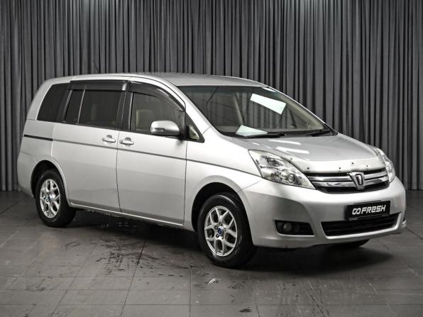 Toyota ISis I Рестайлинг с пробегом 2011 года, цена 974 000 рублей, 174625 км, компактвэн, Автокод Объявления
