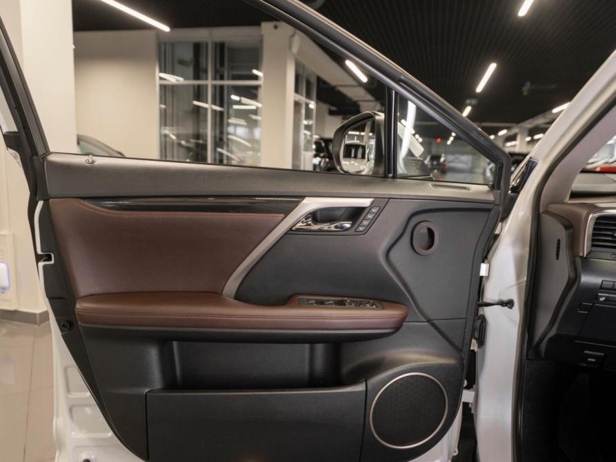 Lexus RX IV Рестайлинг Москва  - изображение 13