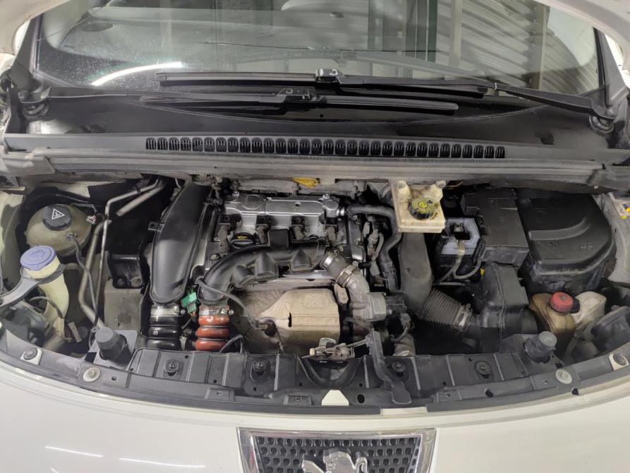 Peugeot 3008 I Казань  - изображение 11