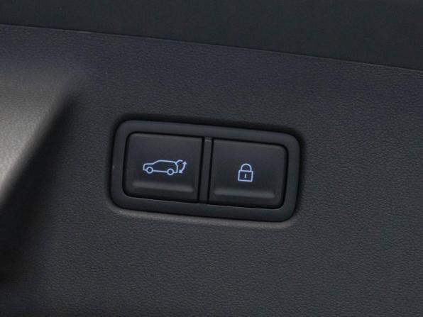 Hyundai Santa Fe V (MX5) с пробегом 2026 года, цена 5 350 000 рублей, 40 км, внедорожник, Автокод Объявления