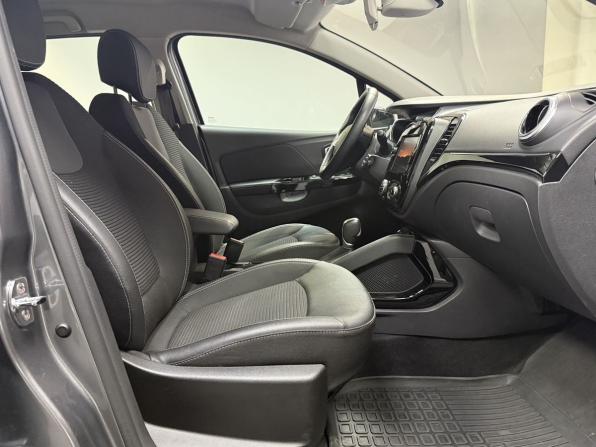 Renault Kaptur I Рестайлинг с пробегом 2021 года, цена 1 785 000 рублей, 61639 км, внедорожник, Автокод Объявления