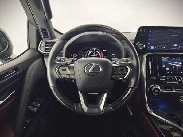 Lexus LX IV с пробегом 2025 года, цена 15 400 000 рублей, 8394 км, внедорожник, Автокод Объявления