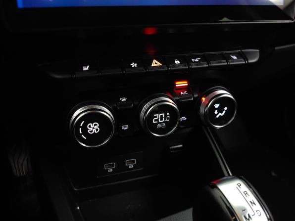 Renault Arkana I с пробегом 2019 года, цена 1 549 000 рублей, 107207 км, внедорожник, Автокод Объявления