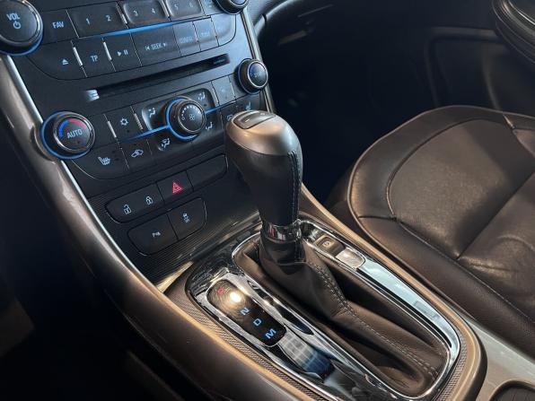 Chevrolet Malibu VIII с пробегом 2012 года, цена 1 230 000 рублей, 124312 км, седан, Автокод Объявления