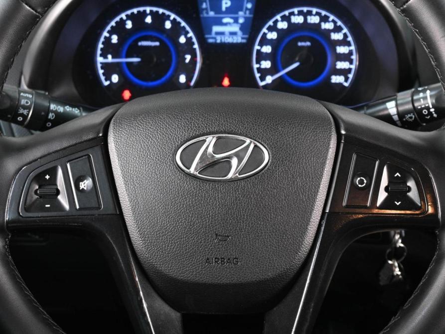 Hyundai Solaris I Ростов-на-Дону  - изображение 12