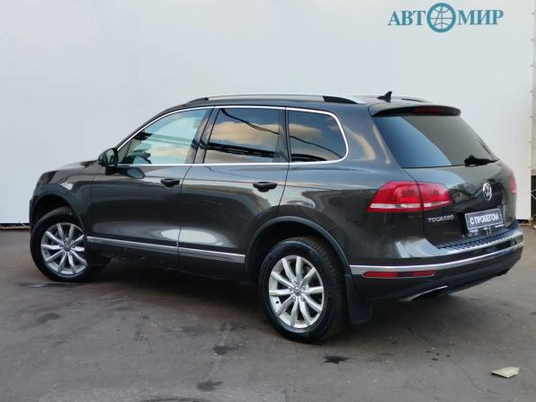 Volkswagen Touareg II Рестайлинг с пробегом 2015 года, цена 2 399 000 рублей, 252623 км, внедорожник, Автокод Объявления
