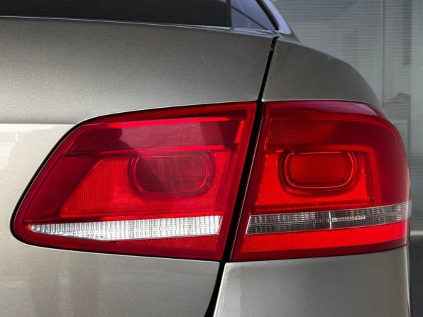Volkswagen Passat B7 с пробегом 2012 года, цена 740 000 рублей, 236360 км, седан, Автокод Объявления