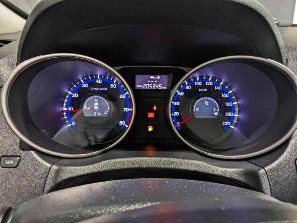 Hyundai ix35 I с пробегом 2012 года, цена 970 000 рублей, 205287 км, внедорожник, Автокод Объявления