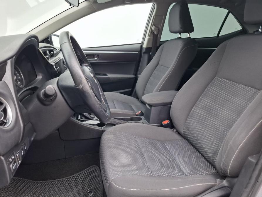 Toyota Corolla XI (E160 E170 E180) Рестайлинг 1 Москва  - изображение 10