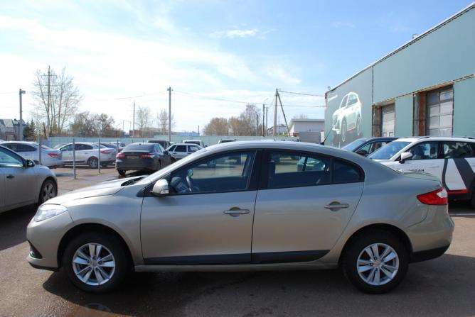 Renault Fluence I Рестайлинг с пробегом 2014 года, цена 740 000 рублей, 107616 км, седан, Автокод Объявления