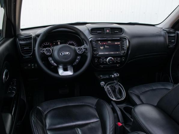 Kia Soul II Рестайлинг с пробегом 2017 года, цена 1 620 000 рублей, 157132 км, хэтчбек, Автокод Объявления