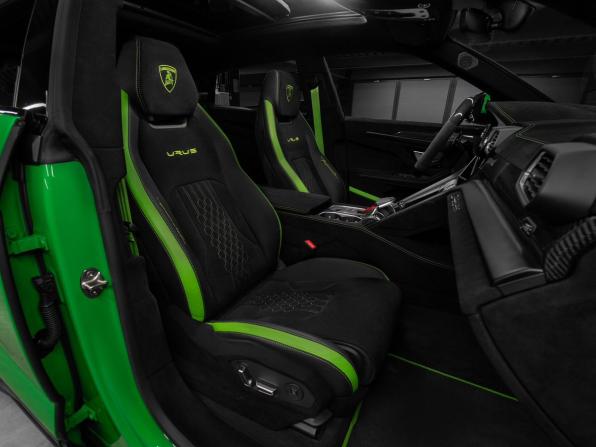 Lamborghini Urus I Рестайлинг с пробегом 2023 года, цена 33 500 000 рублей, 10355 км, внедорожник, Автокод Объявления