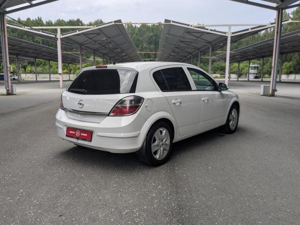 Opel Astra H Рестайлинг с пробегом 2011 года, цена 579 900 рублей, 261000 км, хэтчбек, Автокод Объявления