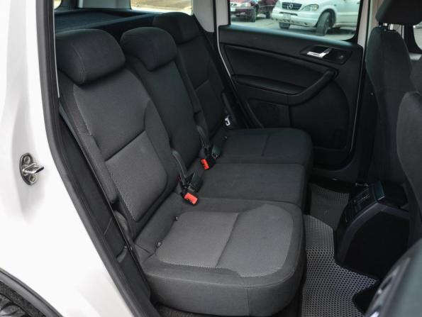 Skoda Yeti I Рестайлинг с пробегом 2014 года, цена 1 240 000 рублей, 223961 км, внедорожник, Автокод Объявления