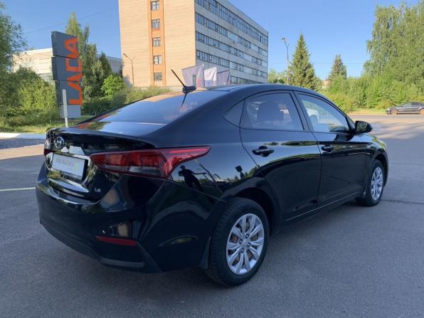 Hyundai Solaris II с пробегом 2018 года, цена 1 280 000 рублей, 134470 км, седан, Автокод Объявления