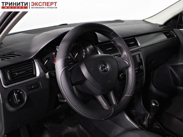 Skoda Rapid I с пробегом 2016 года, цена 1 037 000 рублей, 135713 км, лифтбек, Автокод Объявления