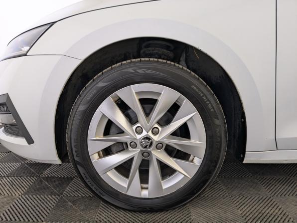 Skoda Octavia IV (A8) с пробегом 2020 года, цена 2 100 000 рублей, 108915 км, лифтбек, Автокод Объявления