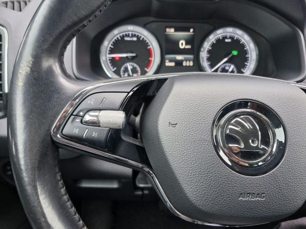Skoda Karoq I с пробегом 2020 года, цена 2 200 000 рублей, 95920 км, внедорожник, Автокод Объявления
