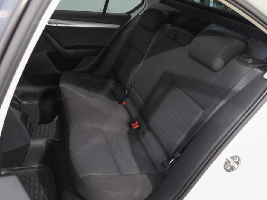 Skoda Octavia III (A7) Ростов-на-Дону  - изображение 9